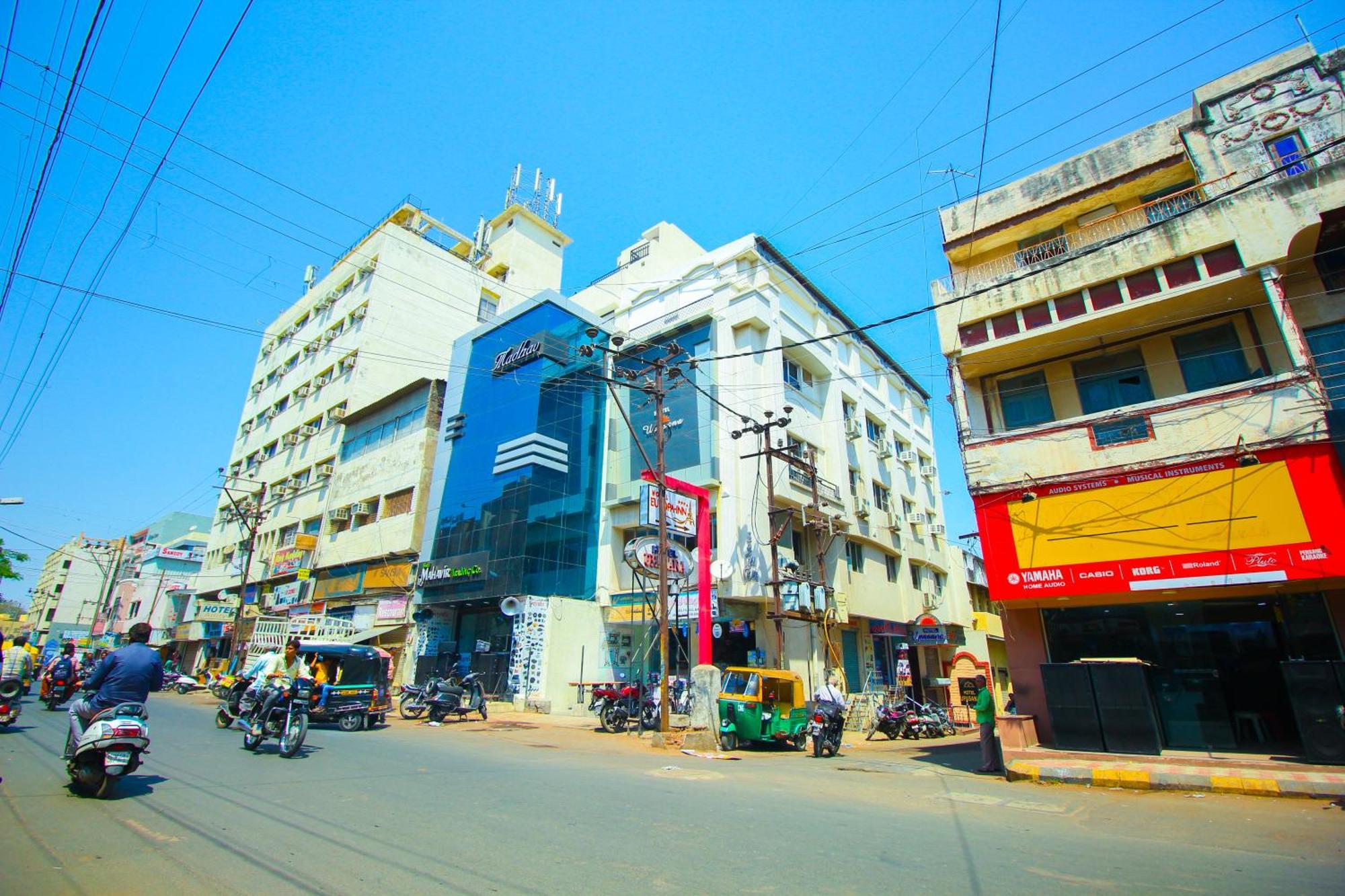 Hotel Upasana 拉杰果德 外观 照片